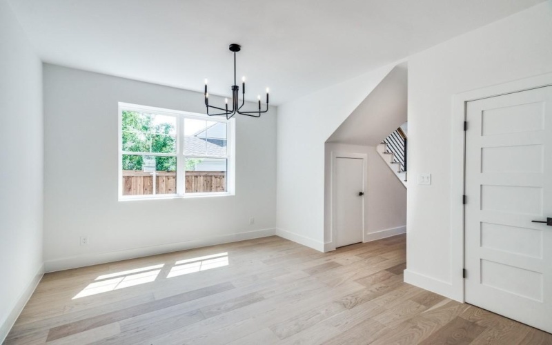 706 W White Avenue, McKinney, TX 75069, 4 Bedrooms Bedrooms, ,3 BathroomsBathrooms,Residential,For Sale,706 W White Avenue,20890878