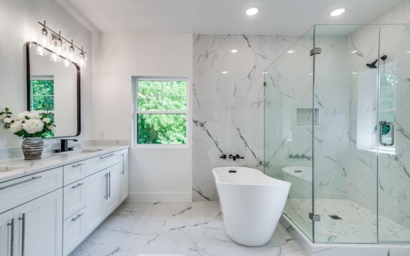 706 W White Avenue, McKinney, TX 75069, 4 Bedrooms Bedrooms, ,3 BathroomsBathrooms,Residential,For Sale,706 W White Avenue,20890878