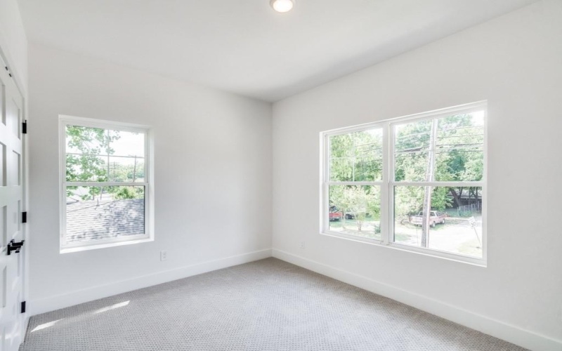 706 W White Avenue, McKinney, TX 75069, 4 Bedrooms Bedrooms, ,3 BathroomsBathrooms,Residential,For Sale,706 W White Avenue,20890878