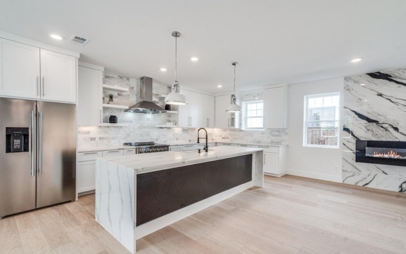 706 W White Avenue, McKinney, TX 75069, 4 Bedrooms Bedrooms, ,3 BathroomsBathrooms,Residential,For Sale,706 W White Avenue,20890878