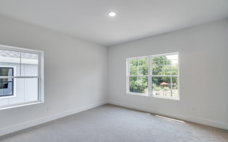 710 W White Avenue, McKinney, TX 75069, 4 Habitaciones Habitaciones , ,3 BañosBaños,Residential,En Venta,710 W White Avenue,20890893