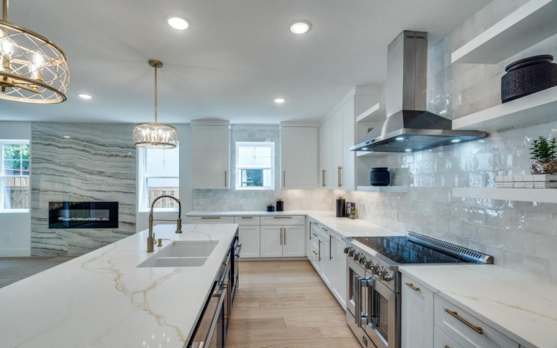 710 W White Avenue, McKinney, TX 75069, 4 Habitaciones Habitaciones , ,3 BañosBaños,Residential,En Venta,710 W White Avenue,20890893