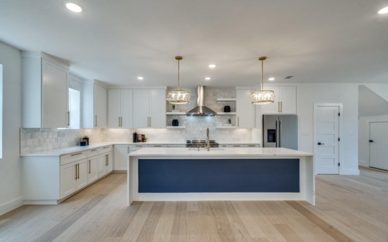 710 W White Avenue, McKinney, TX 75069, 4 Habitaciones Habitaciones , ,3 BañosBaños,Residential,En Venta,710 W White Avenue,20890893