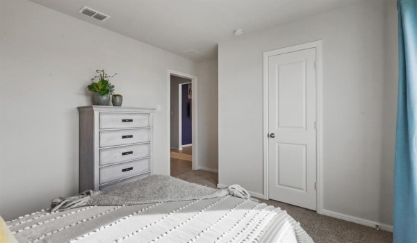 8205 BELTMILL Parkway, Fort Worth, TX 76131, 4 Habitaciones Habitaciones , ,2 BañosBaños,Residential,En Venta,8205 BELTMILL Parkway,20892043