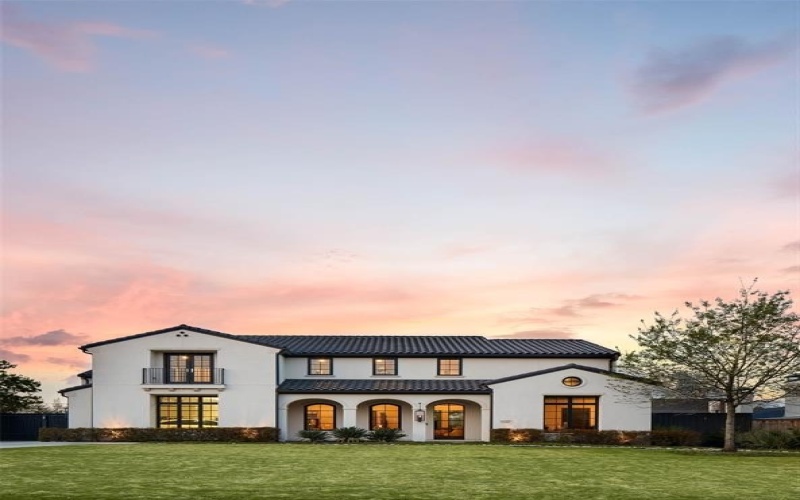 2205 Wheeler Drive, Southlake, TX 76092, 5 Bedrooms Bedrooms, ,7 BathroomsBathrooms,Residential,For Sale,2205 Wheeler Drive,20892228