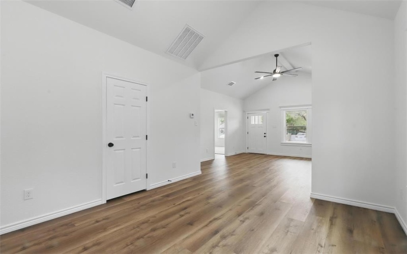 3611 War Paint Trail, Granbury, TX 76048, 3 Habitaciones Habitaciones , ,2 BañosBaños,Residential,En Venta,3611 War Paint Trail,20892238