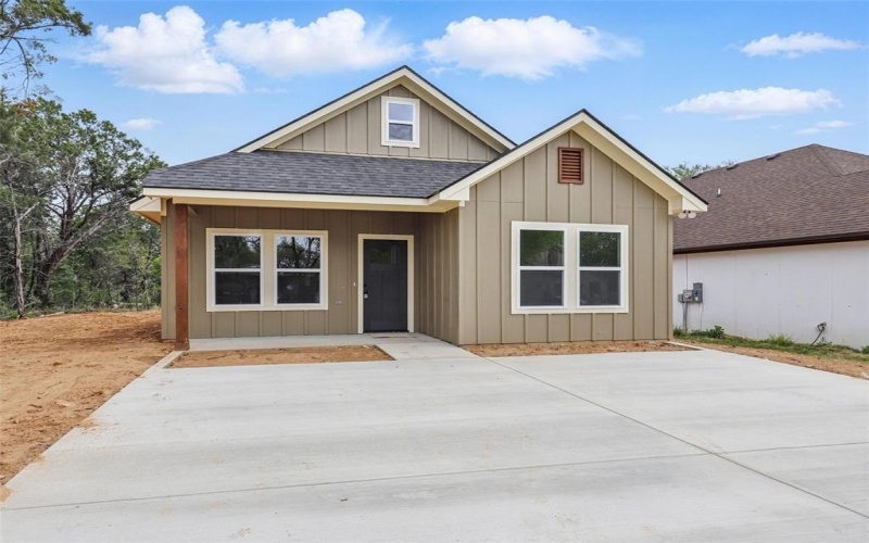 3611 War Paint Trail, Granbury, TX 76048, 3 Habitaciones Habitaciones , ,2 BañosBaños,Residential,En Venta,3611 War Paint Trail,20892238