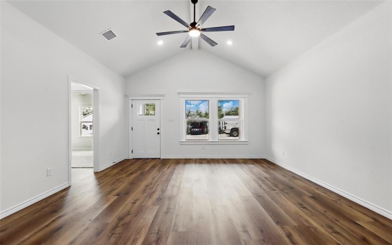 3611 War Paint Trail, Granbury, TX 76048, 3 Habitaciones Habitaciones , ,2 BañosBaños,Residential,En Venta,3611 War Paint Trail,20892238