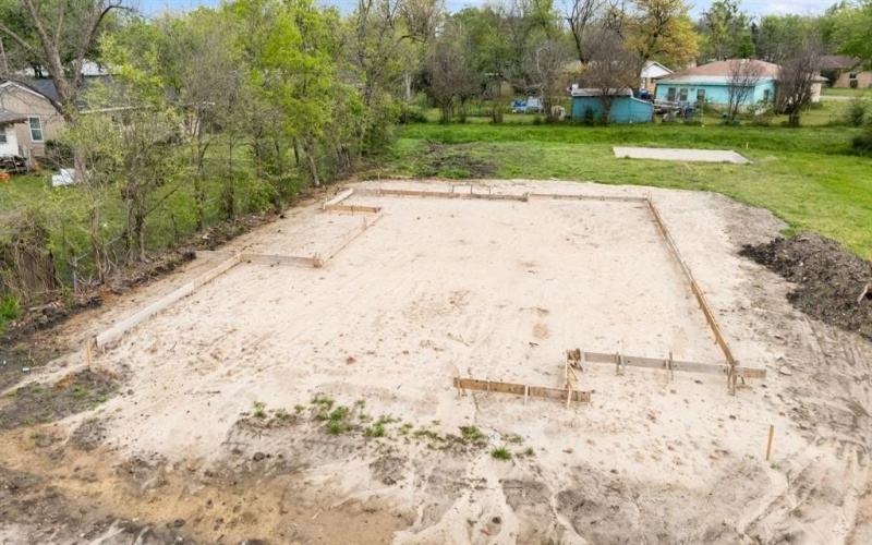 2102 Stanford Street, Greenville, TX 75401, 3 Bedrooms Bedrooms, ,2 BathroomsBathrooms,Residential,For Sale,2102 Stanford Street,20892383