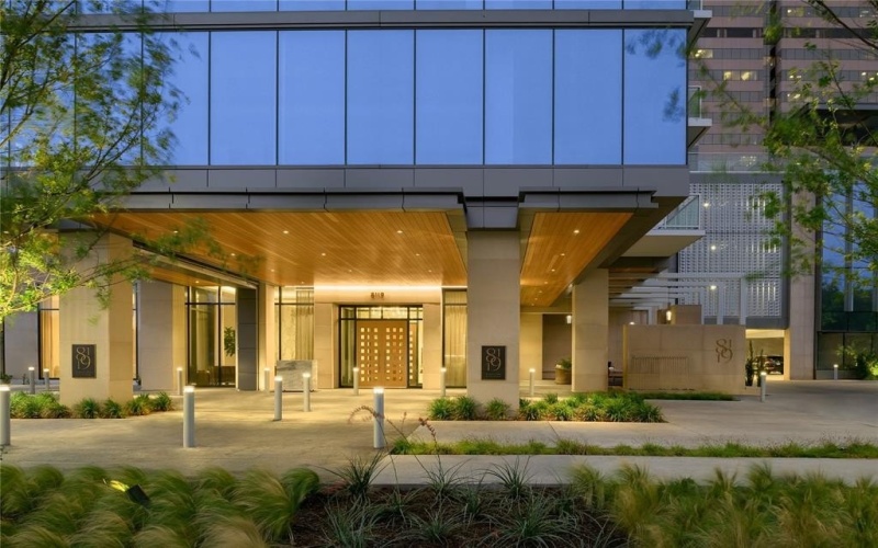 8119 Douglas Avenue #1403, Dallas, TX 75225, 2 Bedrooms Bedrooms, ,2 BathroomsBathrooms,Residential Lease,For Rent,8119 Douglas Avenue,20892386