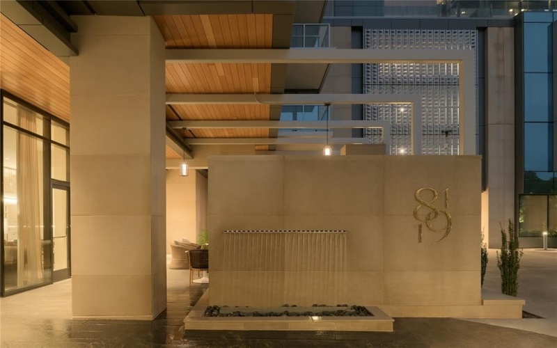 8119 Douglas Avenue #1403, Dallas, TX 75225, 2 Bedrooms Bedrooms, ,2 BathroomsBathrooms,Residential Lease,For Rent,8119 Douglas Avenue,20892386