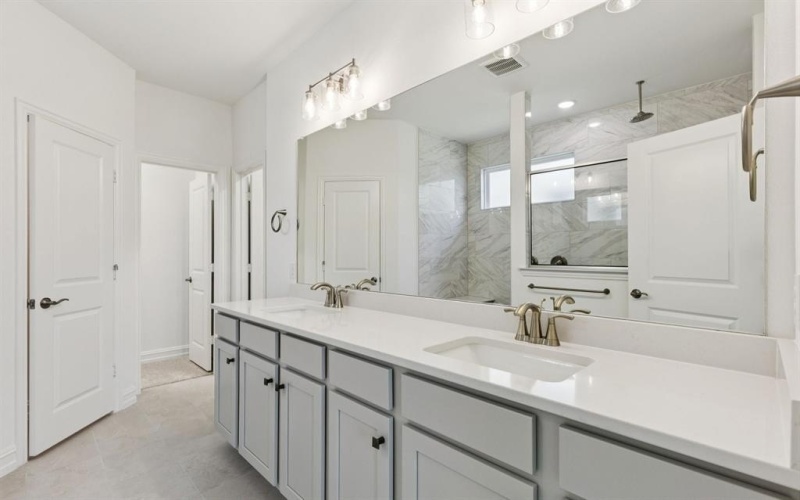 14534 Herschel Street, Pilot Point, TX 75009, 4 Bedrooms Bedrooms, ,3 BathroomsBathrooms,Residential,For Sale,14534 Herschel Street,20892695