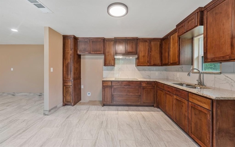4222 Terri Lee Lane, Granbury, TX 76048, 3 Bedrooms Bedrooms, ,1 BathroomBathrooms,Residential,For Sale,4222 Terri Lee Lane,20892696
