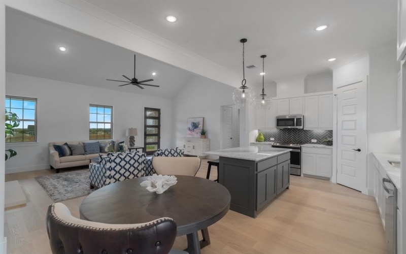 320 Monument Place, Reno, TX 76020, 3 Bedrooms Bedrooms, ,2 BathroomsBathrooms,Residential,For Sale,320 Monument Place,20892912