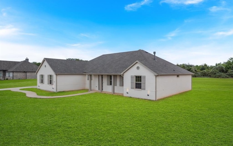 320 Monument Place, Reno, TX 76020, 3 Bedrooms Bedrooms, ,2 BathroomsBathrooms,Residential,For Sale,320 Monument Place,20892912