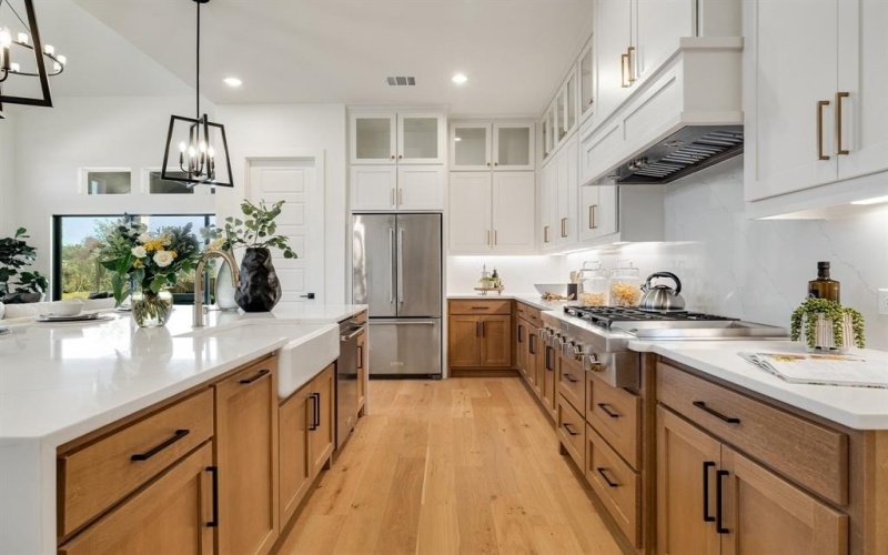 8413 Witt Street, North Richland Hills, TX 76182, 5 Bedrooms Bedrooms, ,6 BathroomsBathrooms,Residential,For Sale,8413 Witt Street,20892931
