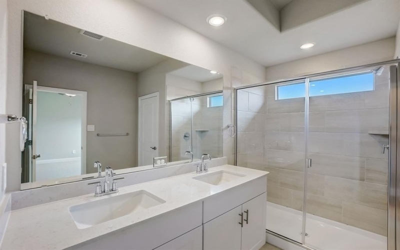 2201 Dunbar Drive, Sherman, TX 75092, 3 Bedrooms Bedrooms, ,2 BathroomsBathrooms,Residential,For Sale,2201 Dunbar Drive,20893275