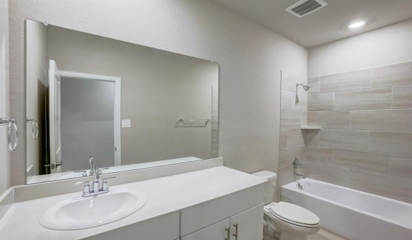 2201 Dunbar Drive, Sherman, TX 75092, 3 Bedrooms Bedrooms, ,2 BathroomsBathrooms,Residential,For Sale,2201 Dunbar Drive,20893275