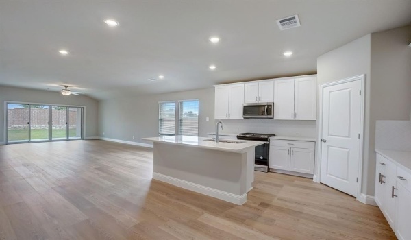 2201 Dunbar Drive, Sherman, TX 75092, 3 Bedrooms Bedrooms, ,2 BathroomsBathrooms,Residential,For Sale,2201 Dunbar Drive,20893275