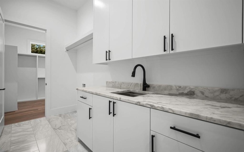 4801 W Hanover Avenue, Dallas, TX 75209, 5 Bedrooms Bedrooms, ,5 BathroomsBathrooms,Residential,For Sale,4801 W Hanover Avenue,20893549