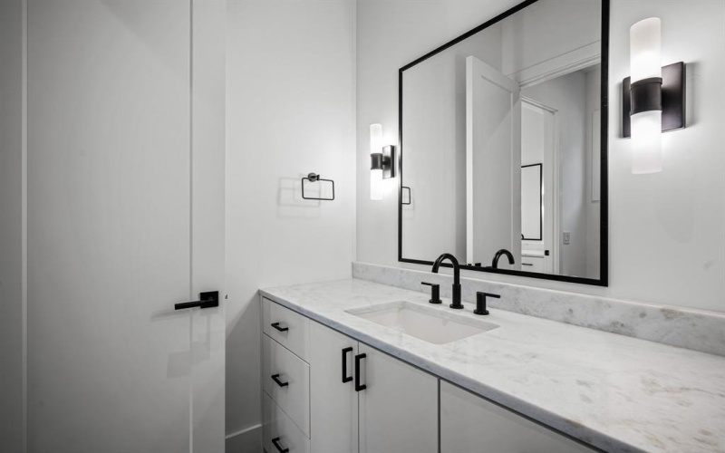 4801 W Hanover Avenue, Dallas, TX 75209, 5 Bedrooms Bedrooms, ,5 BathroomsBathrooms,Residential,For Sale,4801 W Hanover Avenue,20893549