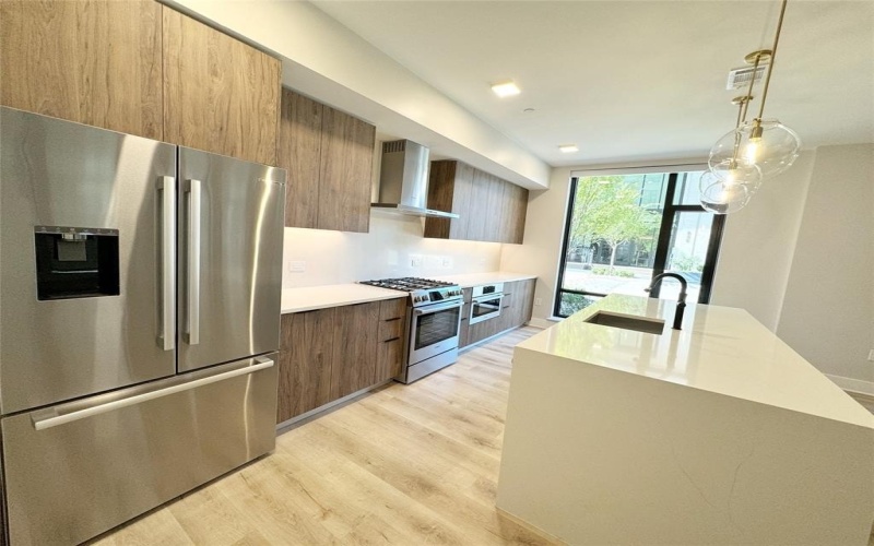 833 Van Cliburn Way #2-1004, Fort Worth, TX 76107, 1 Dormitorio Habitaciones , ,1 BañoBaños,Residential Lease,En Alquiler,833 Van Cliburn Way,20893581