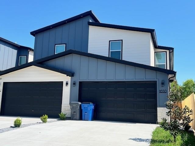 1650 Hudspeth Avenue, Dallas, TX 75216, 5 Bedrooms Bedrooms, ,3 BathroomsBathrooms,Residential Lease,For Rent,1650 Hudspeth Avenue,20895817