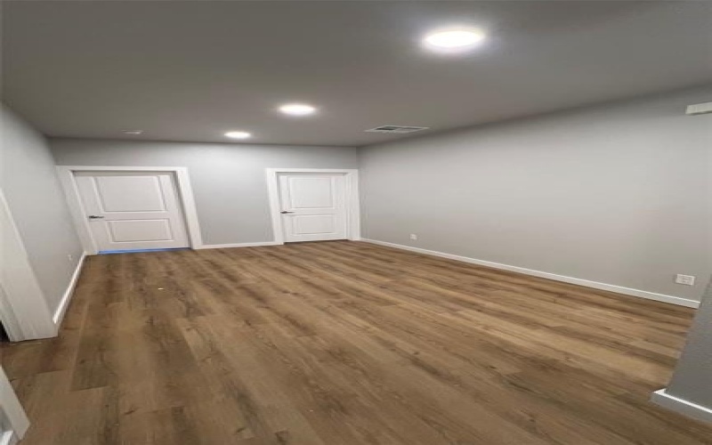 1650 Hudspeth Avenue, Dallas, TX 75216, 5 Bedrooms Bedrooms, ,3 BathroomsBathrooms,Residential Lease,For Rent,1650 Hudspeth Avenue,20895817
