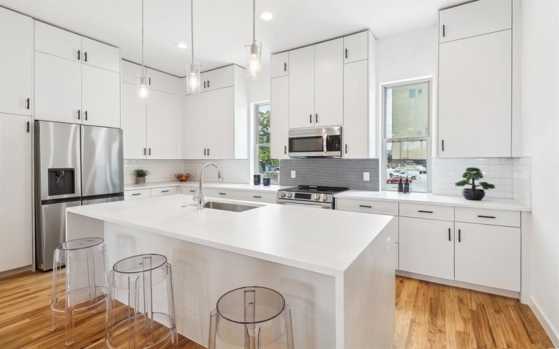 4204 San Jacinto Street #105, Dallas, TX 75204, 3 Habitaciones Habitaciones , ,3 BañosBaños,Residential,En Venta,4204 San Jacinto Street,20893585
