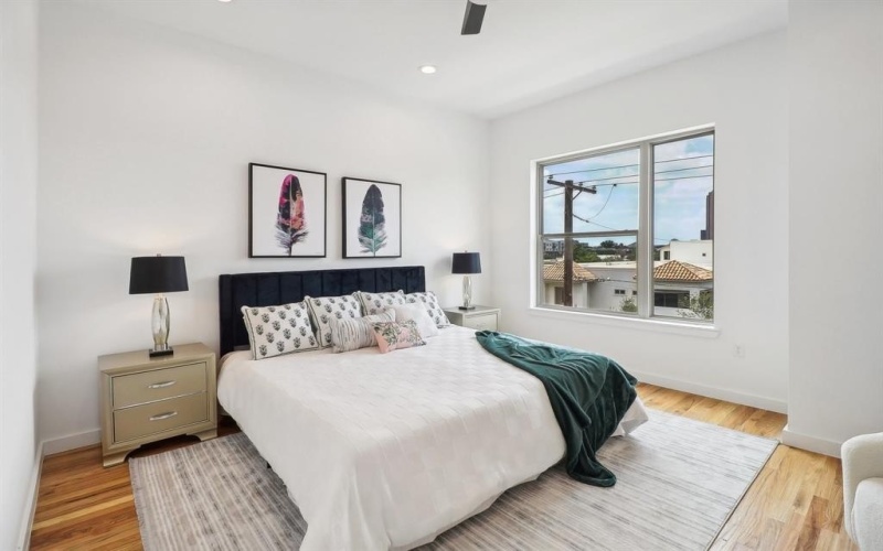 4204 San Jacinto Street #105, Dallas, TX 75204, 3 Habitaciones Habitaciones , ,3 BañosBaños,Residential,En Venta,4204 San Jacinto Street,20893585