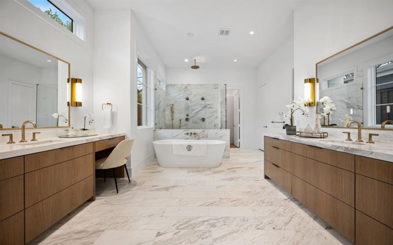 4807 W Hanover Avenue, Dallas, TX 75209, 4 Bedrooms Bedrooms, ,5 BathroomsBathrooms,Residential,For Sale,4807 W Hanover Avenue,20893692