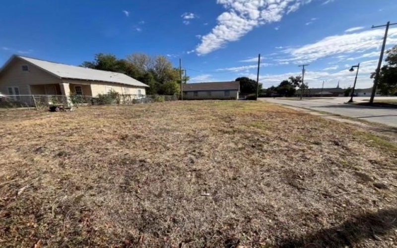 1063 Illinois Avenue #4, Fort Worth, TX 76104, 8 Bedrooms Bedrooms, ,5 BathroomsBathrooms,Residential Multi Family,For Sale,1063 Illinois Avenue,20896086