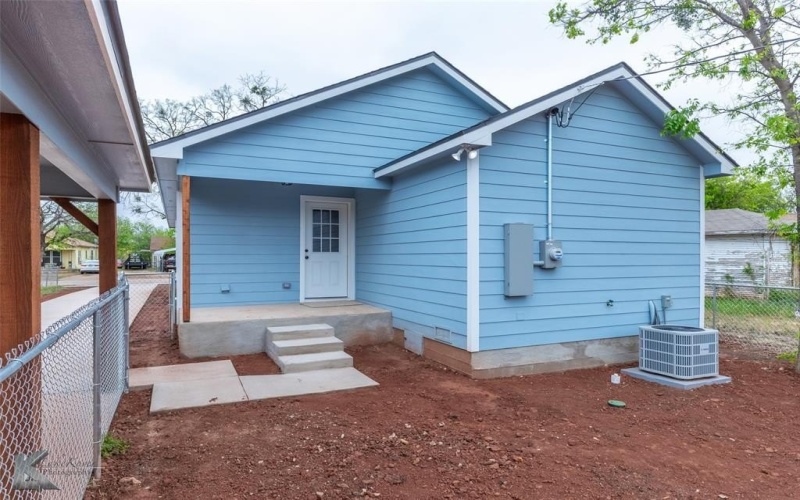 934 Graham Street, Abilene, TX 79603, 3 Bedrooms Bedrooms, ,2 BathroomsBathrooms,Residential,For Sale,934 Graham Street,20893876