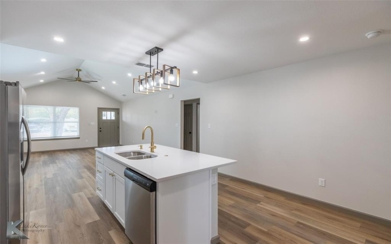 934 Graham Street, Abilene, TX 79603, 3 Bedrooms Bedrooms, ,2 BathroomsBathrooms,Residential,For Sale,934 Graham Street,20893876