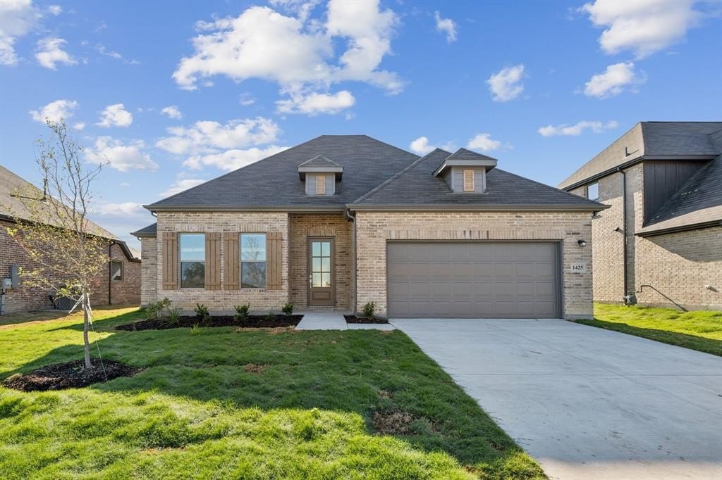 1401 Red Clover Avenue, Van Alstyne, TX 75495, 4 Bedrooms Bedrooms, ,2 BathroomsBathrooms,Residential,For Sale,1401 Red Clover Avenue,20894095