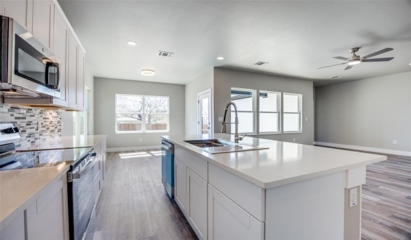 908 Chase Street, Denison, TX 75020, 4 Bedrooms Bedrooms, ,2 BathroomsBathrooms,Residential,For Sale,908 Chase Street,20894281