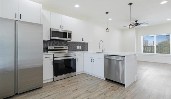 515 S First Street, Sherman, TX 75090, 1 Bedroom Bedrooms, ,1 BathroomBathrooms,Residential Lease,For Rent,515 S First Street,20894608