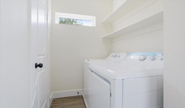 515 S First Street, Sherman, TX 75090, 1 Bedroom Bedrooms, ,1 BathroomBathrooms,Residential Lease,For Rent,515 S First Street,20894608