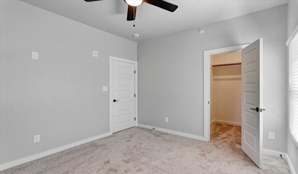 1305-d Mill Street, Gainesville, TX 76240, 2 Bedrooms Bedrooms, ,2 BathroomsBathrooms,Residential Lease,For Rent,1305-d Mill Street,20894113