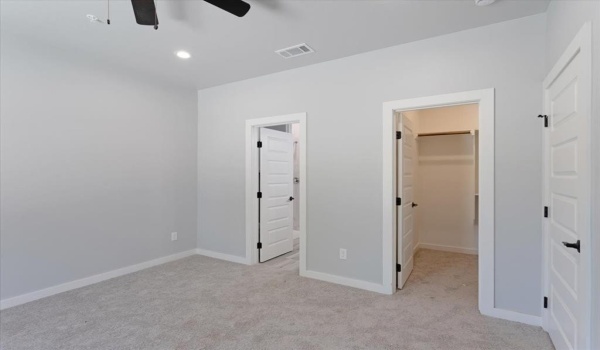1305-d Mill Street, Gainesville, TX 76240, 2 Bedrooms Bedrooms, ,2 BathroomsBathrooms,Residential Lease,For Rent,1305-d Mill Street,20894113
