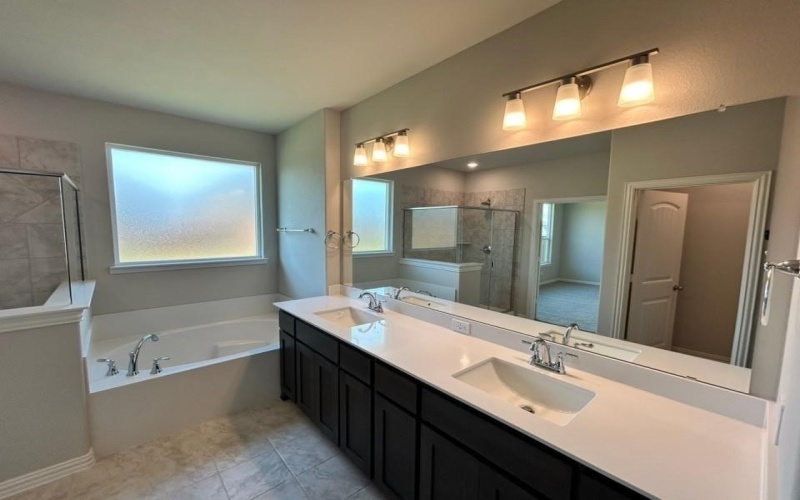 3523 Columbus Street, Gainesville, TX 76240, 3 Bedrooms Bedrooms, ,2 BathroomsBathrooms,Residential,For Sale,3523 Columbus Street,20894649