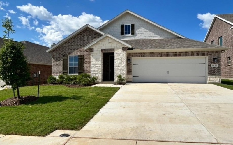 3523 Columbus Street, Gainesville, TX 76240, 3 Bedrooms Bedrooms, ,2 BathroomsBathrooms,Residential,For Sale,3523 Columbus Street,20894649