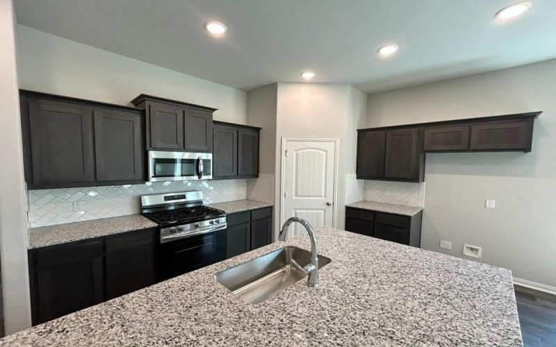 3523 Columbus Street, Gainesville, TX 76240, 3 Bedrooms Bedrooms, ,2 BathroomsBathrooms,Residential,For Sale,3523 Columbus Street,20894649