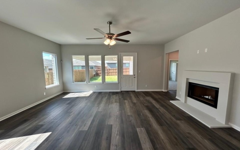 3523 Columbus Street, Gainesville, TX 76240, 3 Bedrooms Bedrooms, ,2 BathroomsBathrooms,Residential,For Sale,3523 Columbus Street,20894649