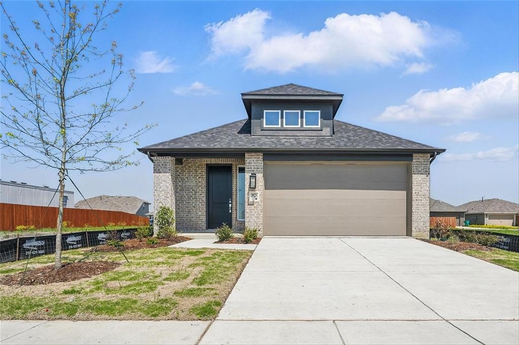 3928 Bison Lane, Heartland, TX 75126, 3 Bedrooms Bedrooms, ,2 BathroomsBathrooms,Residential,For Sale,3928 Bison Lane,20894651
