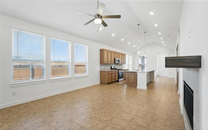 3928 Bison Lane, Heartland, TX 75126, 3 Bedrooms Bedrooms, ,2 BathroomsBathrooms,Residential,For Sale,3928 Bison Lane,20894651