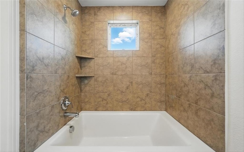 3928 Bison Lane, Heartland, TX 75126, 3 Bedrooms Bedrooms, ,2 BathroomsBathrooms,Residential,For Sale,3928 Bison Lane,20894651