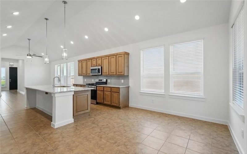 3928 Bison Lane, Heartland, TX 75126, 3 Bedrooms Bedrooms, ,2 BathroomsBathrooms,Residential,For Sale,3928 Bison Lane,20894651