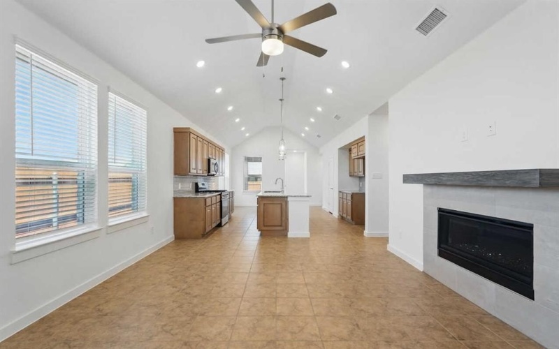 3928 Bison Lane, Heartland, TX 75126, 3 Bedrooms Bedrooms, ,2 BathroomsBathrooms,Residential,For Sale,3928 Bison Lane,20894651