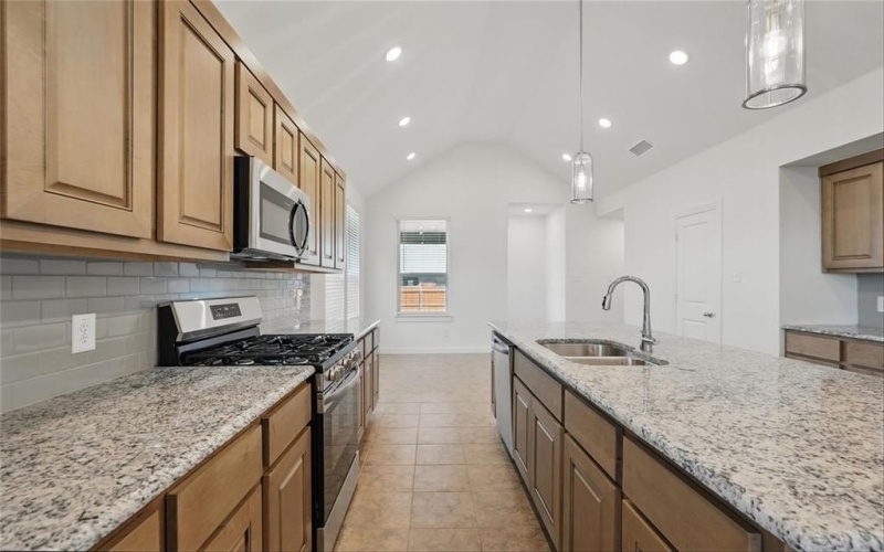 3928 Bison Lane, Heartland, TX 75126, 3 Bedrooms Bedrooms, ,2 BathroomsBathrooms,Residential,For Sale,3928 Bison Lane,20894651